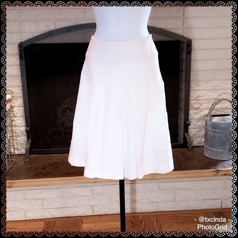 ST. JOHN SPORT White A-Line Honeycomb Pattern Pleated Skirt